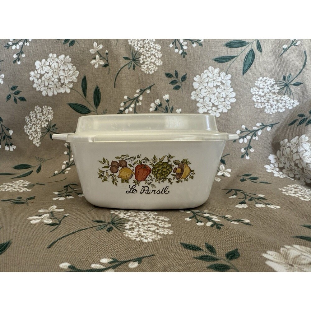 Vintage Corning Ware 700 ML. Le Persil Spice of Life-P43B Casserole Plastic Lid
